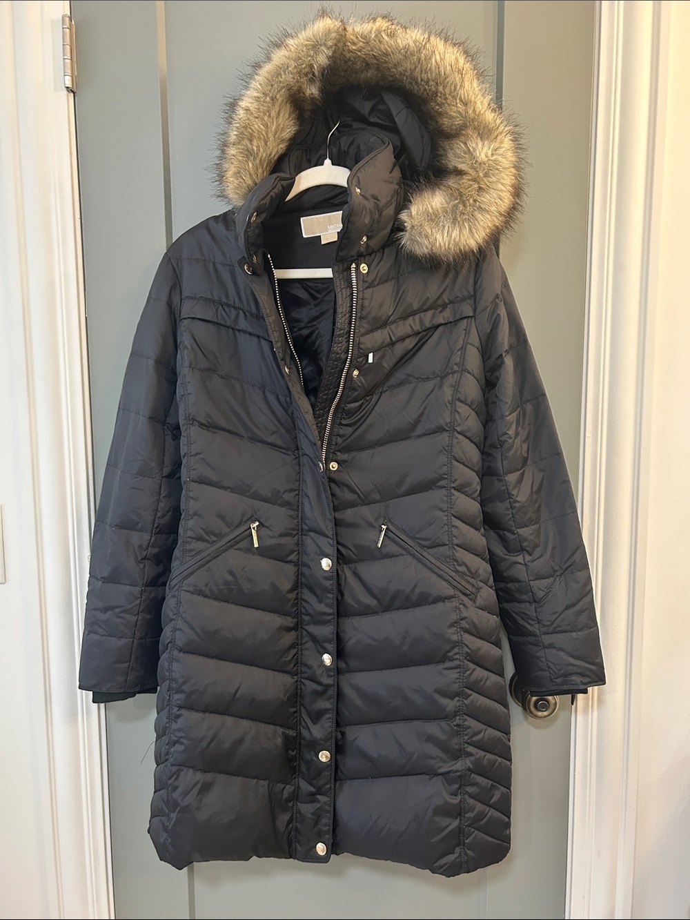 MICHAEL Michael Kors Black Quilted Hooded Puffer with Faux Fur Trim NWOT size S